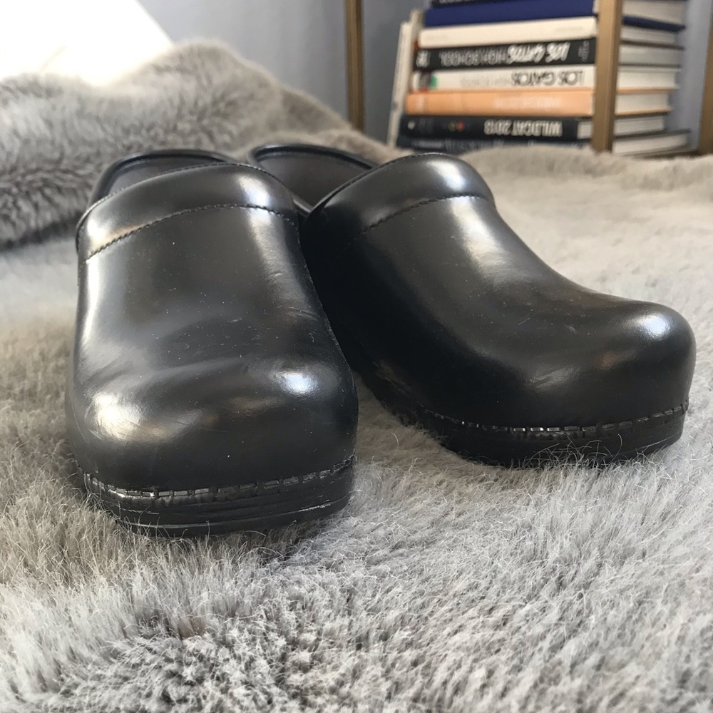 Worn once dansko leather clogs